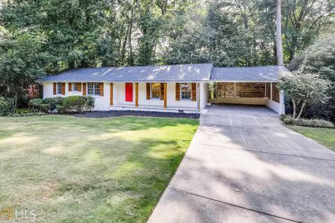 3226 N Embry Cir, Chamblee, GA 30341 photo 2