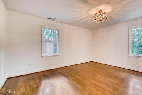 3226 N Embry Cir, Chamblee, GA 30341 photo 13