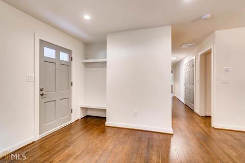 3226 N Embry Cir, Chamblee, GA 30341 photo 4