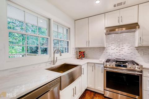 3226 N Embry Cir, Chamblee, GA 30341 photo 10