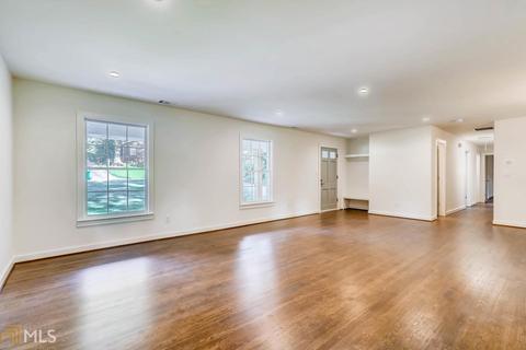 3226 N Embry Cir, Chamblee, GA 30341 photo 5