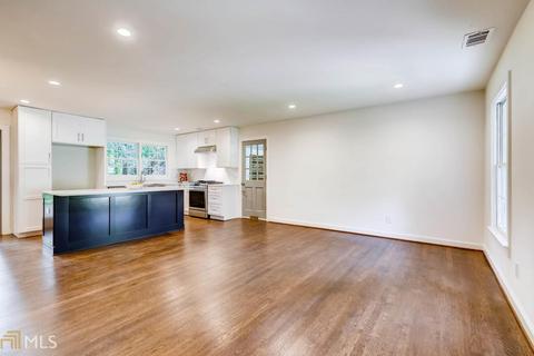3226 N Embry Cir, Chamblee, GA 30341 photo 7