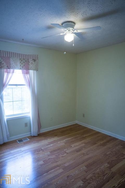 3541 Clearview Dr, Rex, GA 30273 photo 7