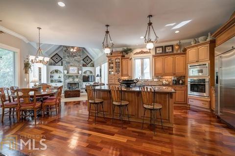 8750 Colonial Pl, Duluth, GA 30097 photo 9
