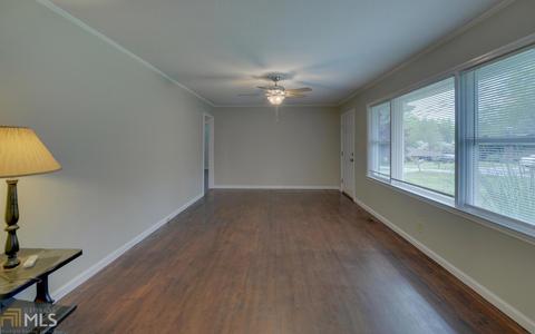 35 Poplar St, Toccoa, GA 30577 photo 5