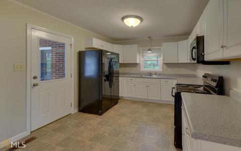 35 Poplar St, Toccoa, GA 30577 photo 11