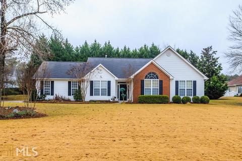 135 Libby Ln, Tyrone, GA 30290 photo 1