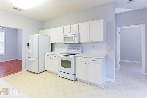 135 Libby Ln, Tyrone, GA 30290 photo 6