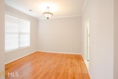 135 Libby Ln, Tyrone, GA 30290 photo 3