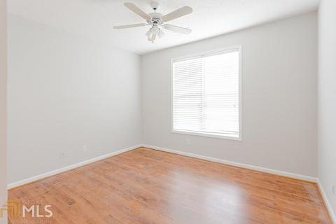 135 Libby Ln, Tyrone, GA 30290 photo 11