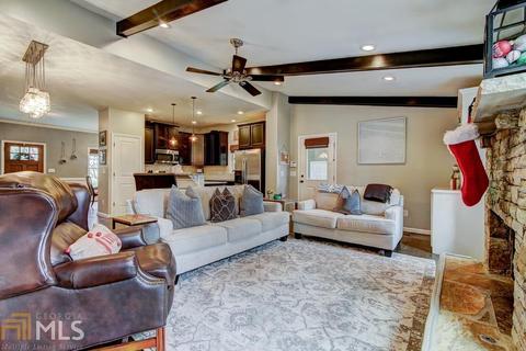 3007 Surrey Ln, Chamblee, GA 30341 photo 11