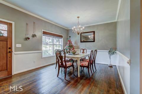 3007 Surrey Ln, Chamblee, GA 30341 photo 9