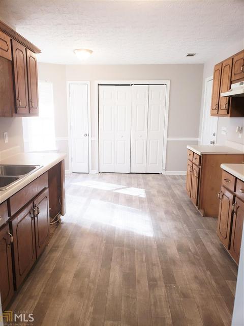 110 Dylans Ct, Covington, GA 30016 photo 8