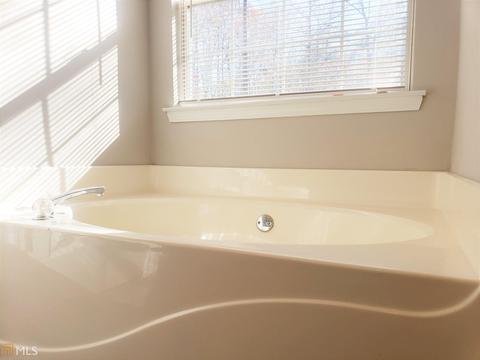 110 Dylans Ct, Covington, GA 30016 photo 7