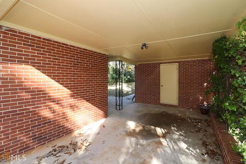 106 Spring St, Warner Robins, GA 31088 photo 3