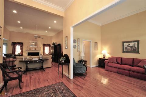 105 Riverbluff Dr, Lagrange, GA 30240 photo 4