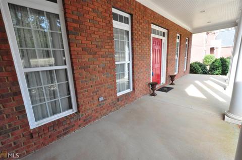 105 Riverbluff Dr, Lagrange, GA 30240 photo 2