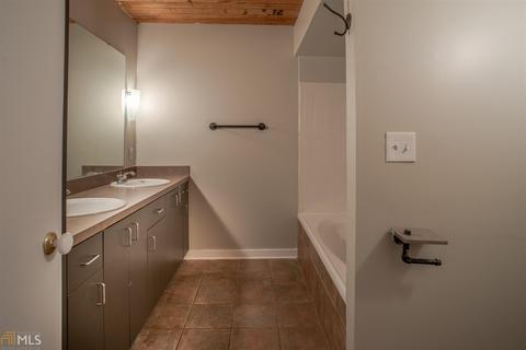 10 James St UNIT 5, Hampton, GA 30228 photo 7