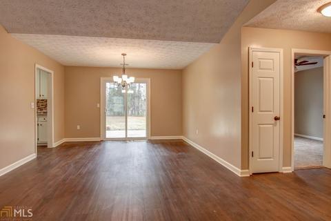 30 Stoneview Cir, Covington, GA 30016 photo 5