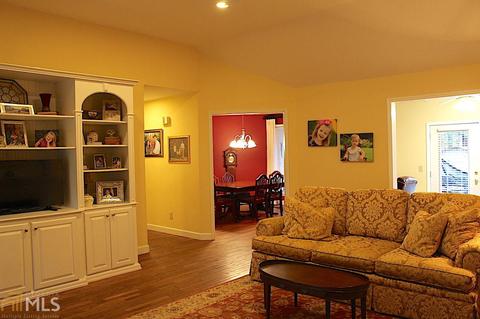 151 Chase Summit Ln, Cornelia, GA 30531 photo 3