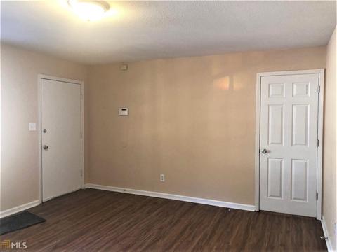 489 Vincent Dr, Athens, GA 30607 photo 3
