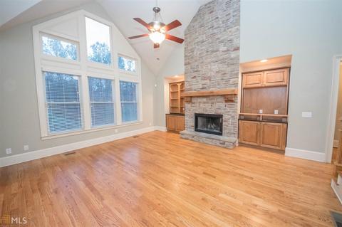 295 Maple Shade Dr, Tyrone, GA 30290 photo 8