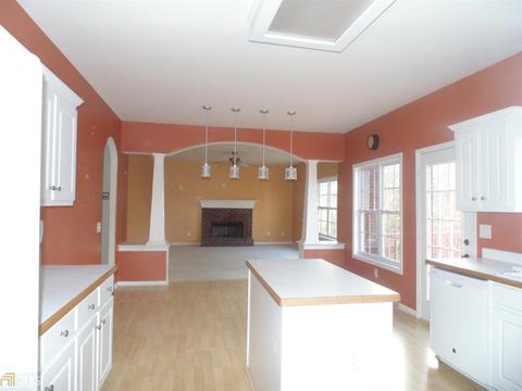 91 Righteous Path, Jefferson, GA 30549 photo 4
