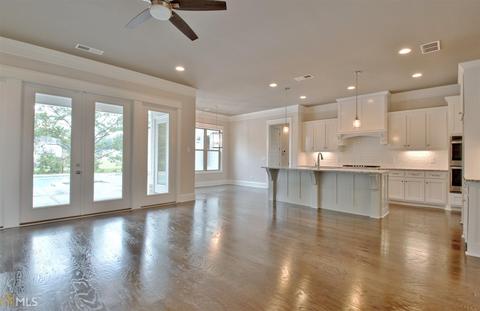 105 Grae Ct, Tyrone, GA 30290 photo 7