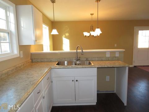 1128 Cawthon Rd, Toccoa, GA 30577 photo 3