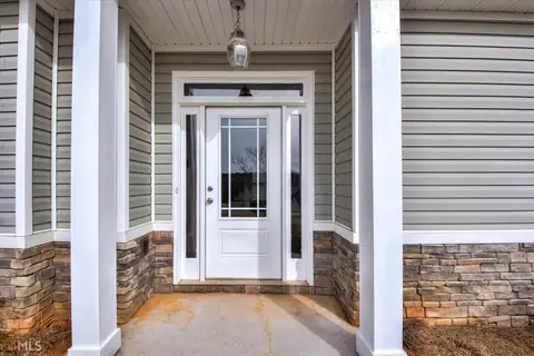 202 N Pointe Dr, Lagrange, GA 30241 photo 7