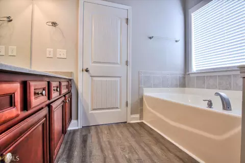 202 N Pointe Dr, Lagrange, GA 30241 photo 26