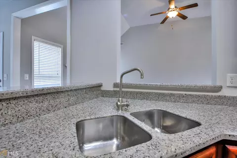 202 N Pointe Dr, Lagrange, GA 30241 photo 21