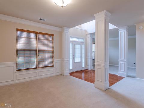105 N Pointe Dr, Lagrange, GA 30241 photo 6