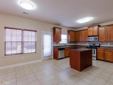 105 N Pointe Dr, Lagrange, GA 30241 photo 13