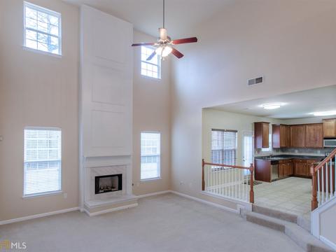 105 N Pointe Dr, Lagrange, GA 30241 photo 7