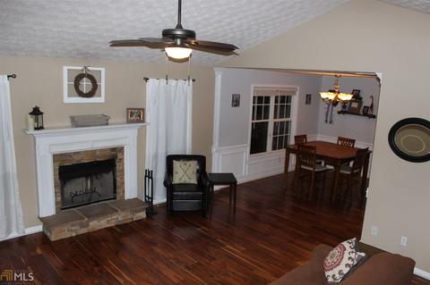 1418 Ericas Pt Dr, Winder, GA 30680 photo 2