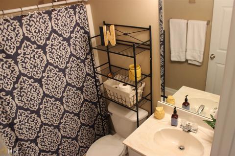 1418 Ericas Pt Dr, Winder, GA 30680 photo 3