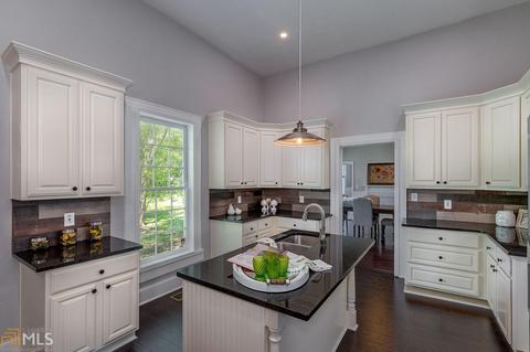 33 W Main St, Hampton, GA 30228 photo 8
