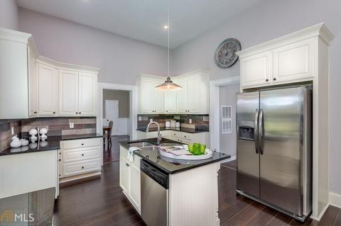 33 W Main St, Hampton, GA 30228 photo 7
