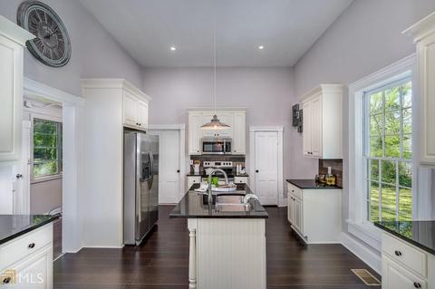 33 W Main St, Hampton, GA 30228 photo 9