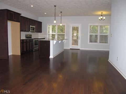 102 Yellow Jacket Ct, Lagrange, GA 30240 photo 8