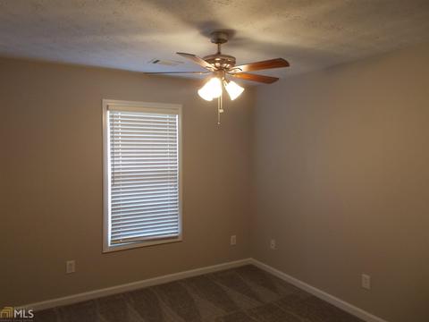 90 Princeton Ct, Covington, GA 30016 photo 17