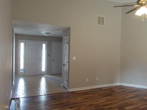 90 Princeton Ct, Covington, GA 30016 photo 10