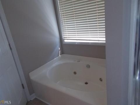 90 Princeton Ct, Covington, GA 30016 photo 14