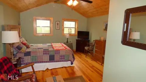 205 Hawthorne Ln, Murphy, NC 28906 photo 6