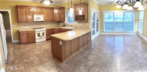 219 Noah Ln, Perry, GA 31069 photo 11
