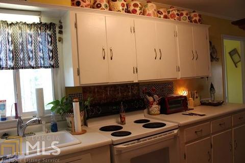 356 Hickory Cir, Toccoa, GA 30577 photo 6