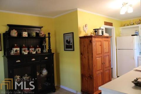 356 Hickory Cir, Toccoa, GA 30577 photo 5