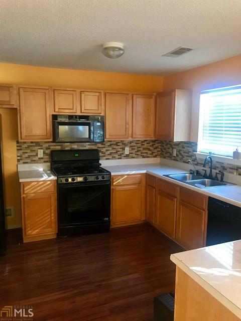 517 Vaughan Valley Vw, Hampton, GA 30228 photo 9