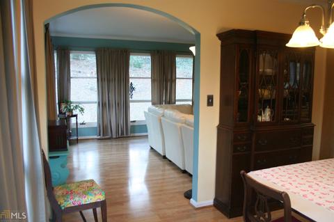 808 Piney Woods Dr, Lagrange, GA 30240 photo 4